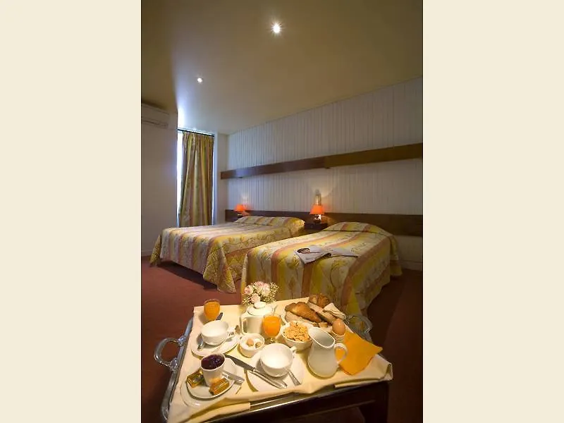 ***  Hotel Restaurant Le Parc Moulins  France